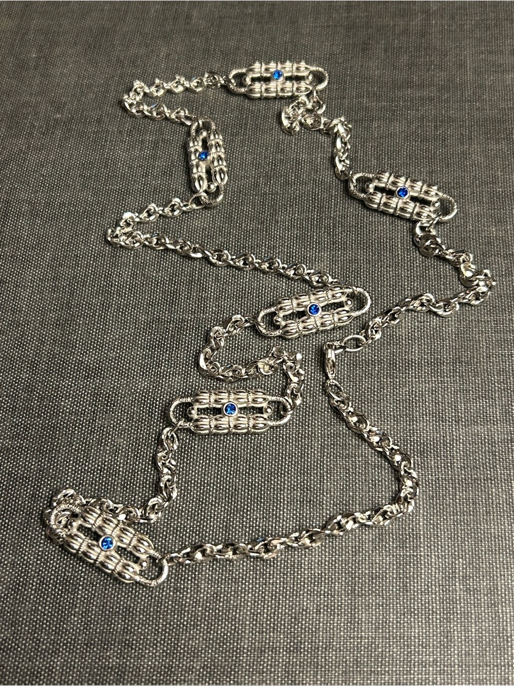Camrose & Kross JBK Silver Tone Blue Crystal Paperclip Necklace W/Jewelry 33”
